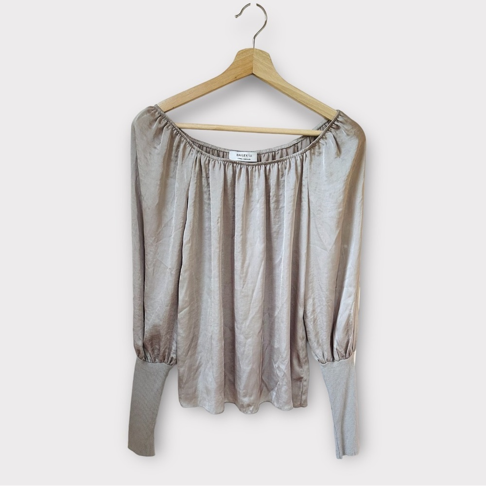 Bailey/44 Satin Off the Shoulder‎ Bouse Top, size XS
